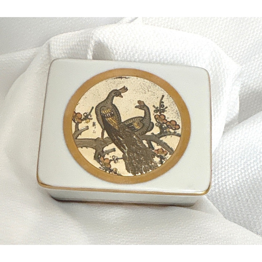 Vintage Chokin Art Japanese Porcelain Trinket Box 24K Gold Trim Peacock Japan